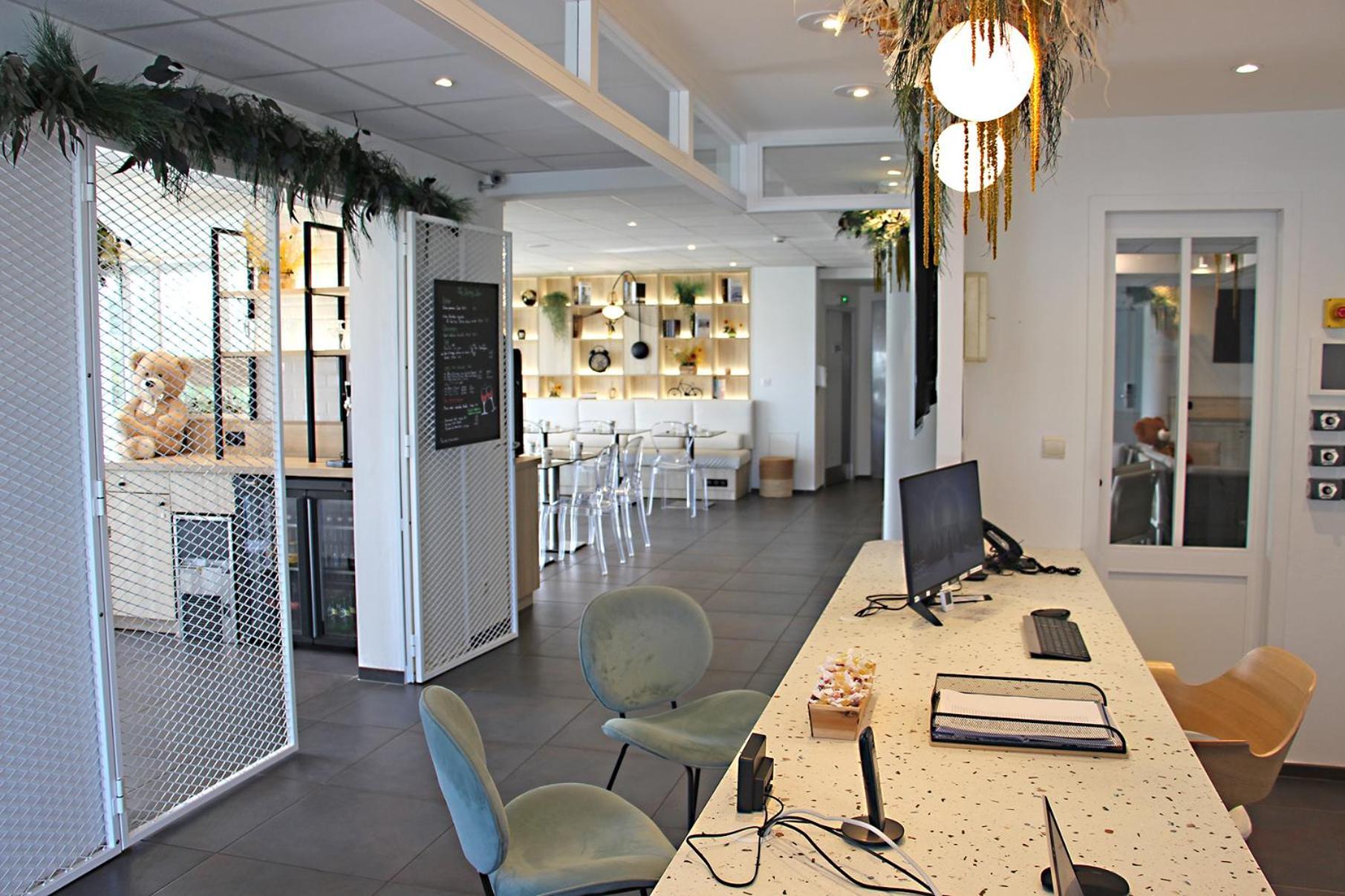 Hotel Kyriad La Rochelle Centre Ville Zewnętrze zdjęcie