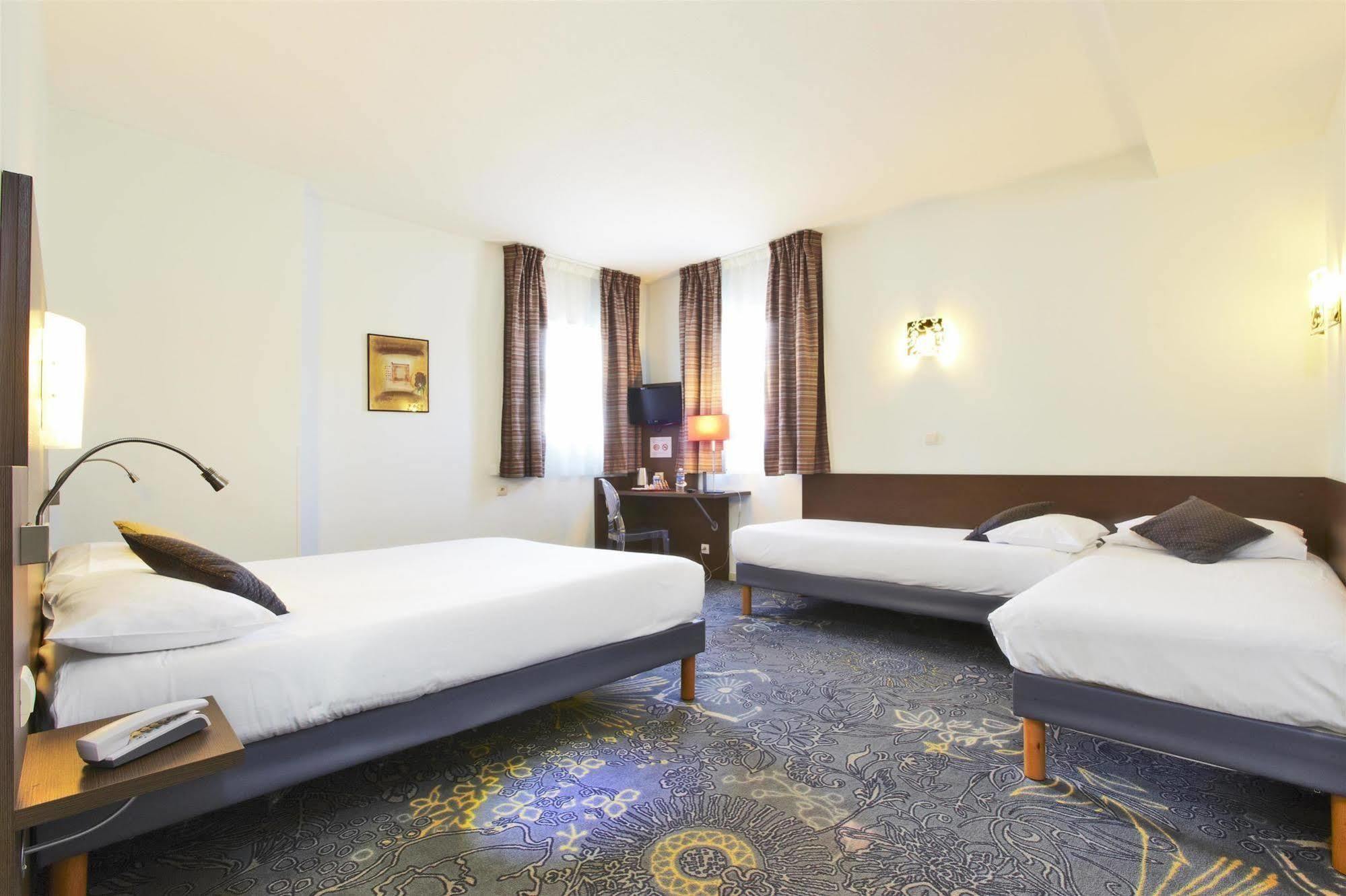 Hotel Kyriad La Rochelle Centre Ville Zewnętrze zdjęcie